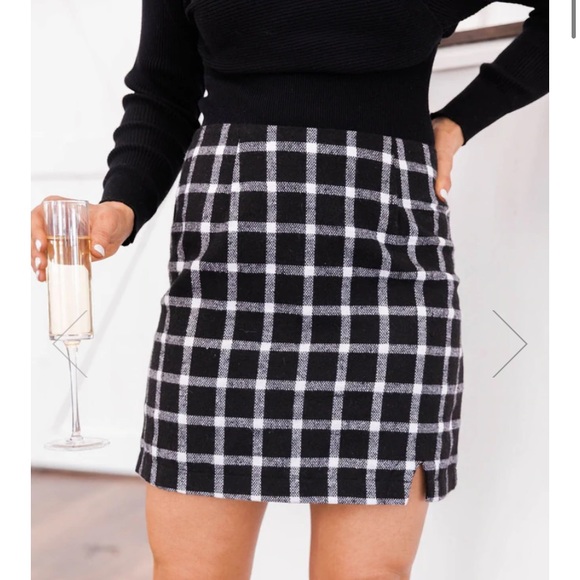 Pink Lily Black Plaid Skirt, size medium. - Picture 2 of 3